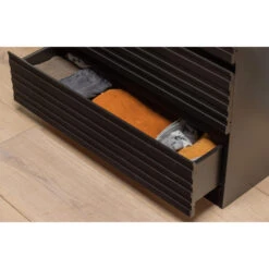 WOOOD Jente Ladekast 5 Lades - Grenen - Zwart - 119,4x83x45.8 -RoomStyle Verkoopwinkel 1000033721 0103