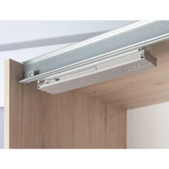 Schuifdeurkast Genua - Eikenkleur/antraciet - 204x150x60 Cm -RoomStyle Verkoopwinkel 12404370 9000